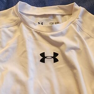 Youth small Under Armour heat gear